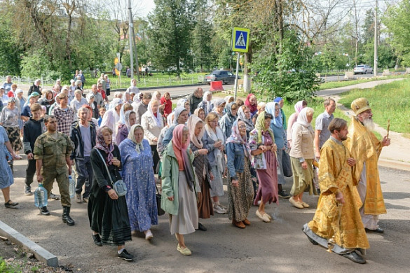 Престольный праздник в Тейкове отметили крестным ходом